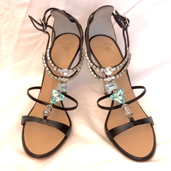 Giuseppe Zanotti 38 EU Black w/ Crystals - Picture 3 of 13